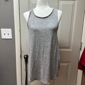 Old Navy sleeveless sweater, size medium